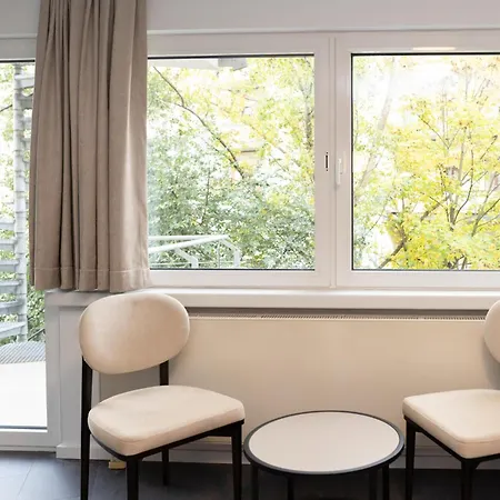 Arbio I Urban Eisenbahnstrasse * 라이프치히